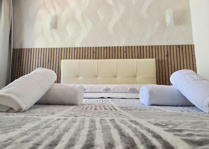 Calle De La Cordera, 3