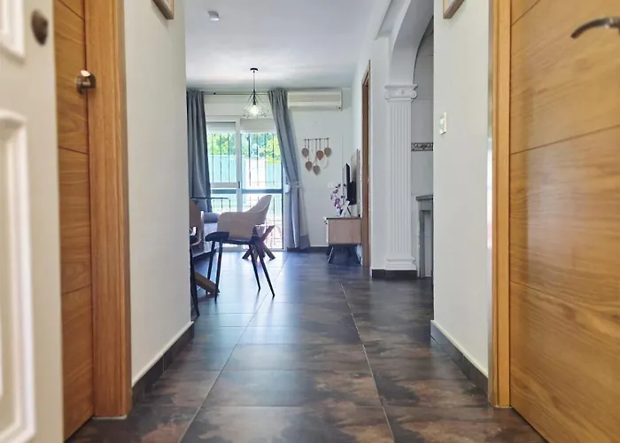 Апартаменты Calle De La Cordera, 3